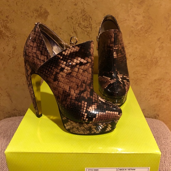 Ted Baker Shoes - Ted Baker Bootie
